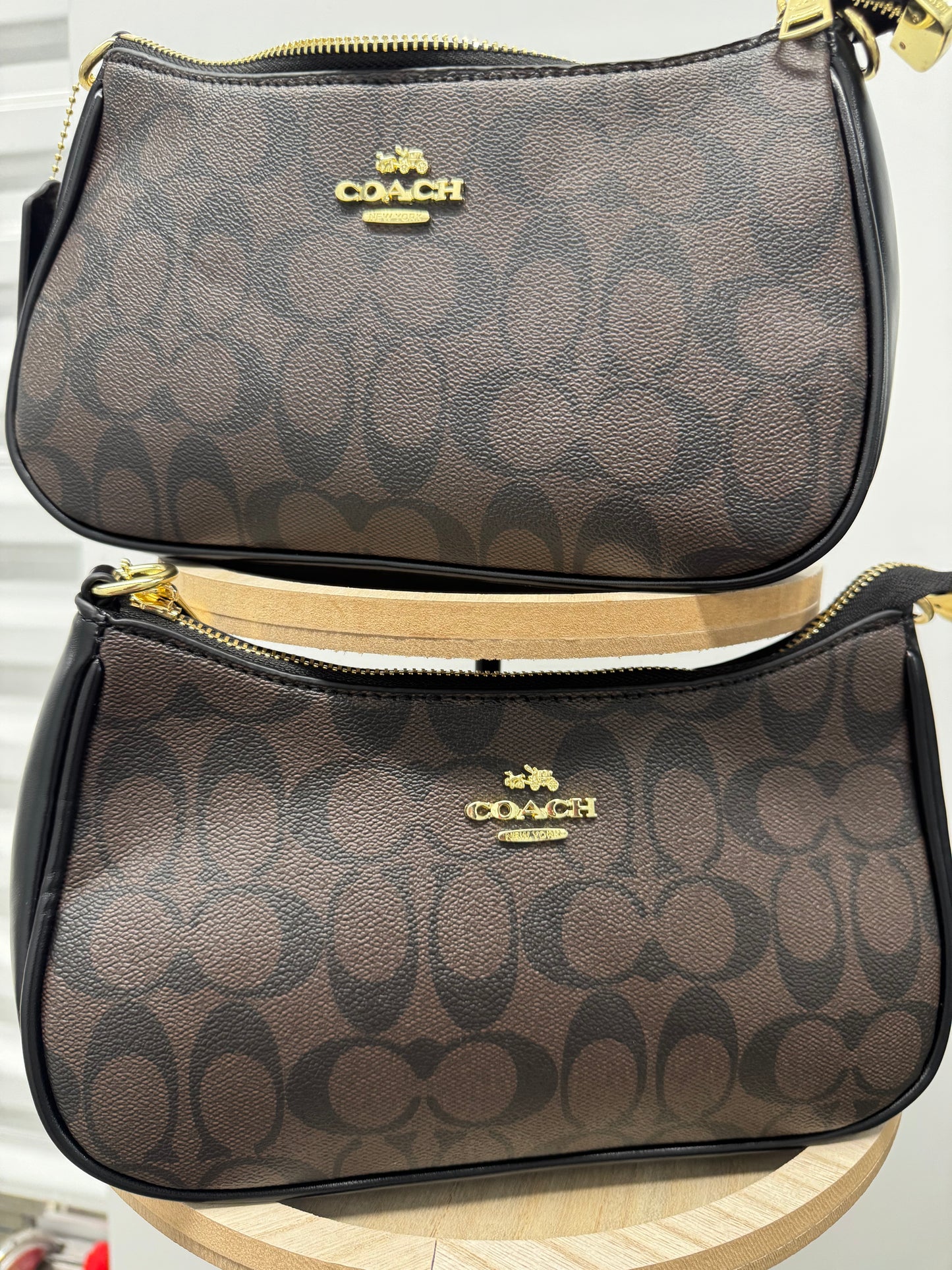 Royal Reserve: Signature Brown
