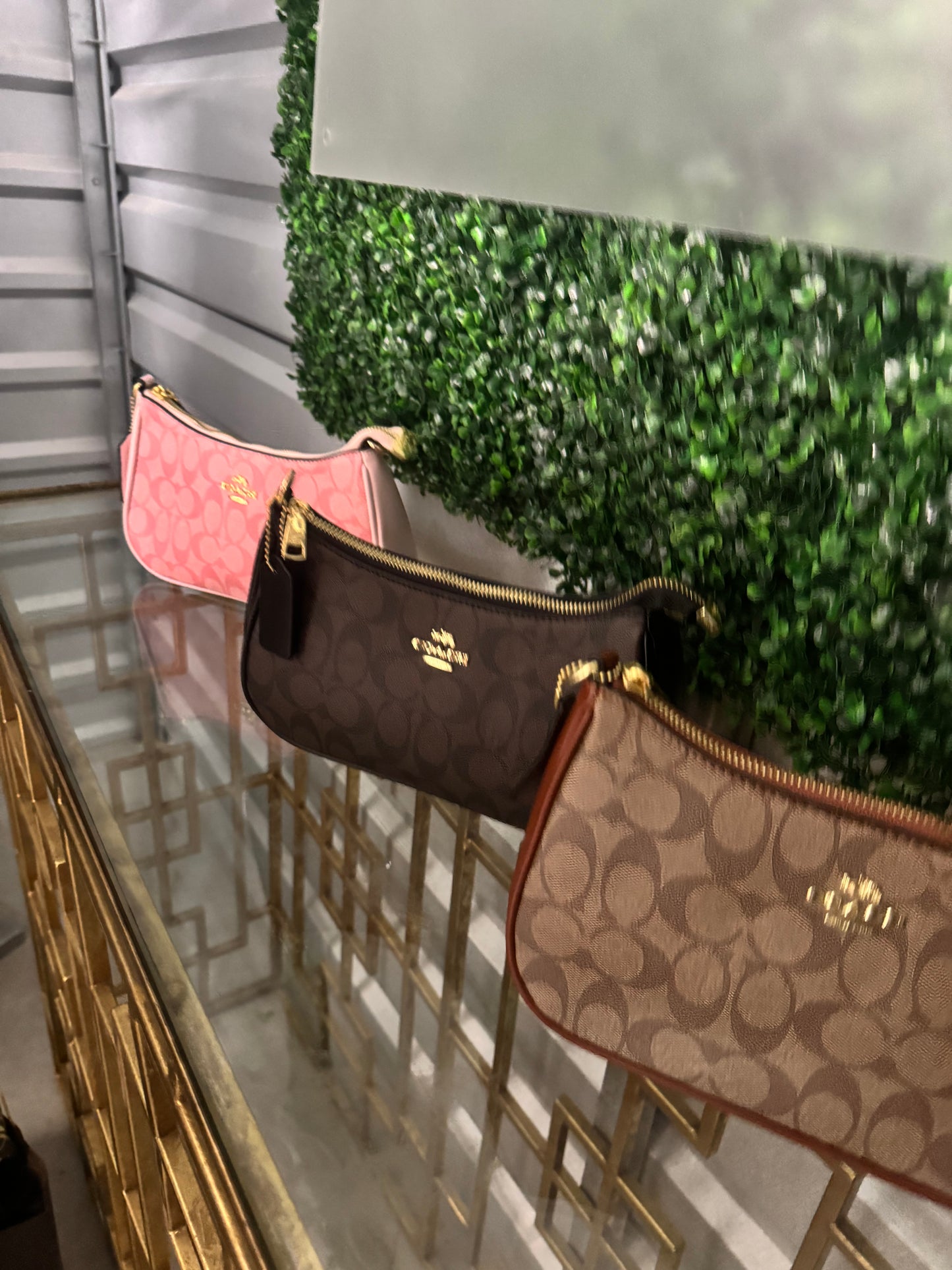 Royal Reserve™: Signature Tan